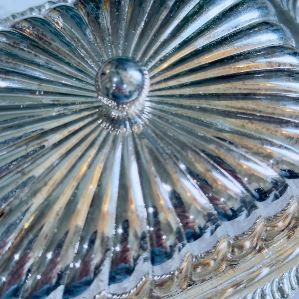 Vintage Silver Plated Gadroon Butter Dish with Glass Liner Fluted Dome Lid Good - Picture 4 of 14